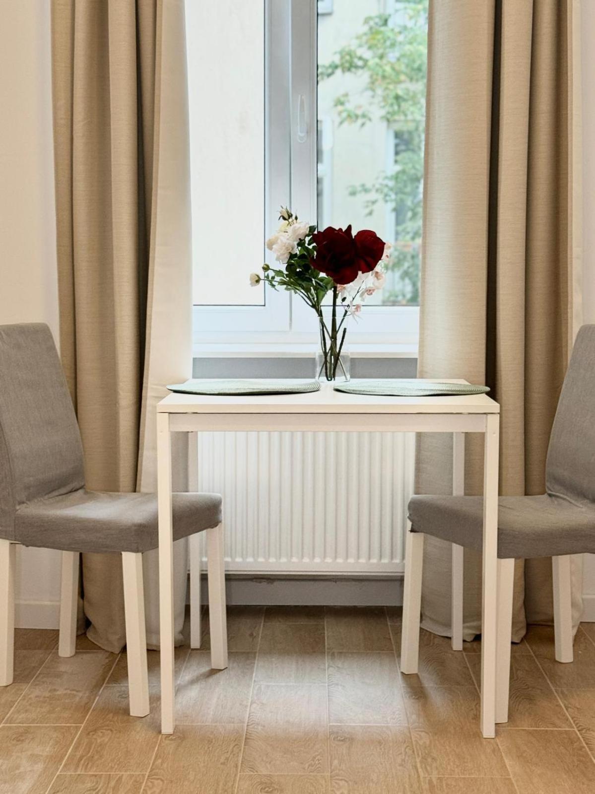 Luxury Design - Poznanska Center Apartment